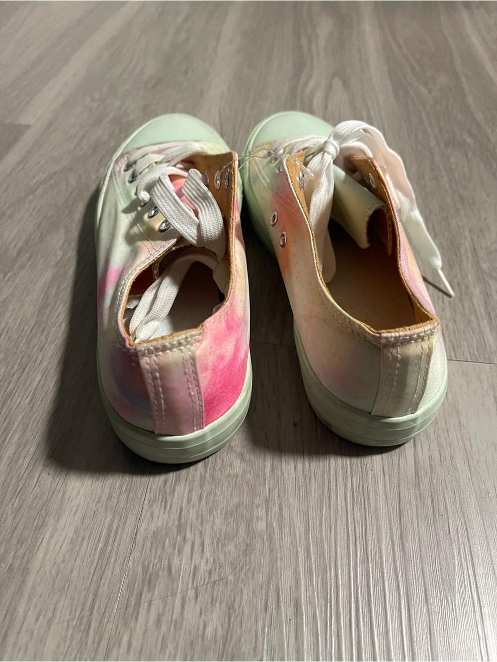 Tie-Dye Pastel Canvas Women's Sneakers - Picture 4 of 6
